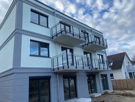 Stilvoller Neubau mit unverbaubarem Seeblick und hochwertiger Einbauküche von "Daniel-Küchen"