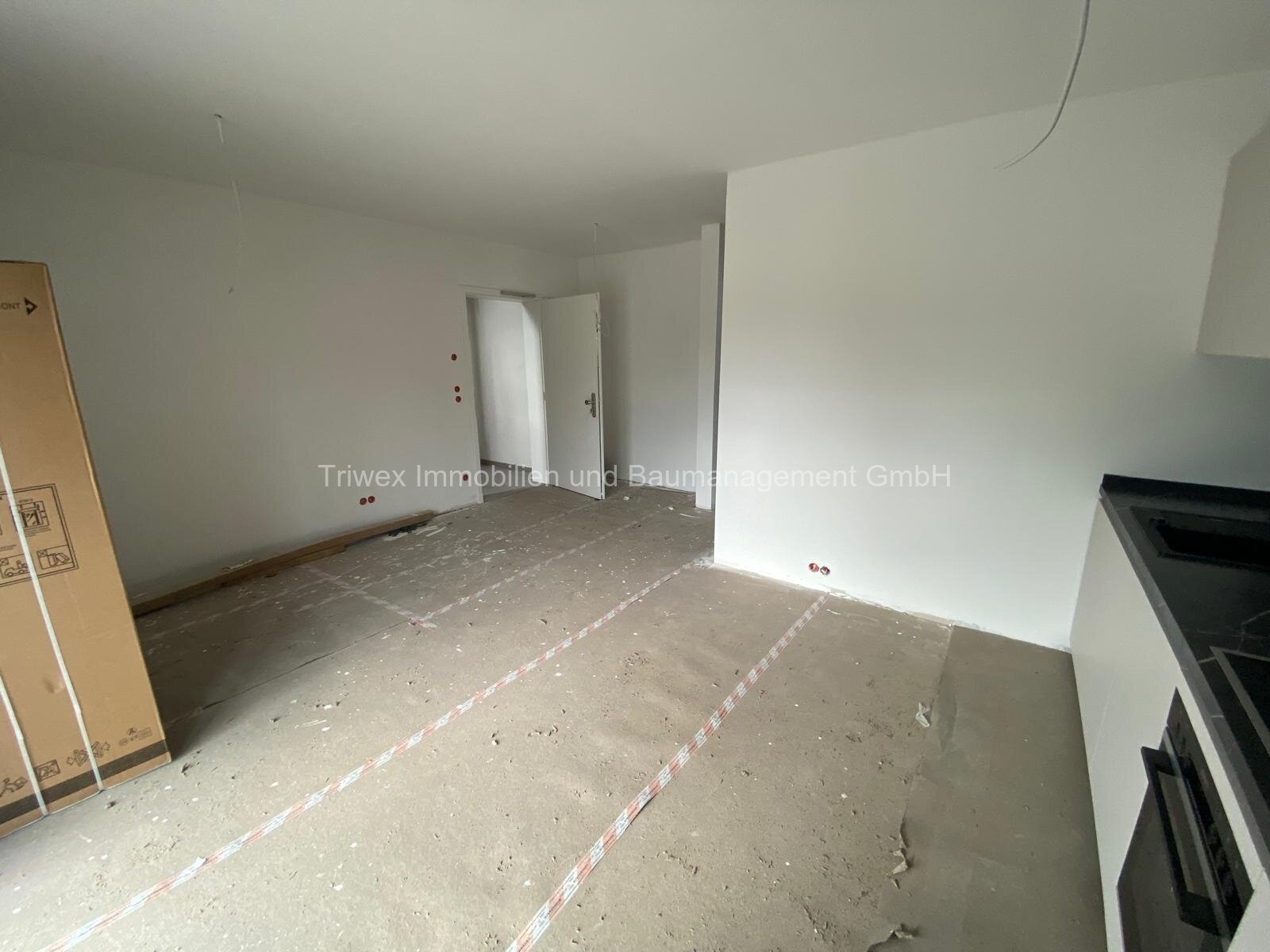 Stilvoller Neubau mit unverbaubarem Seeblick und hochwertiger Einbauküche von "Daniel-Küchen"