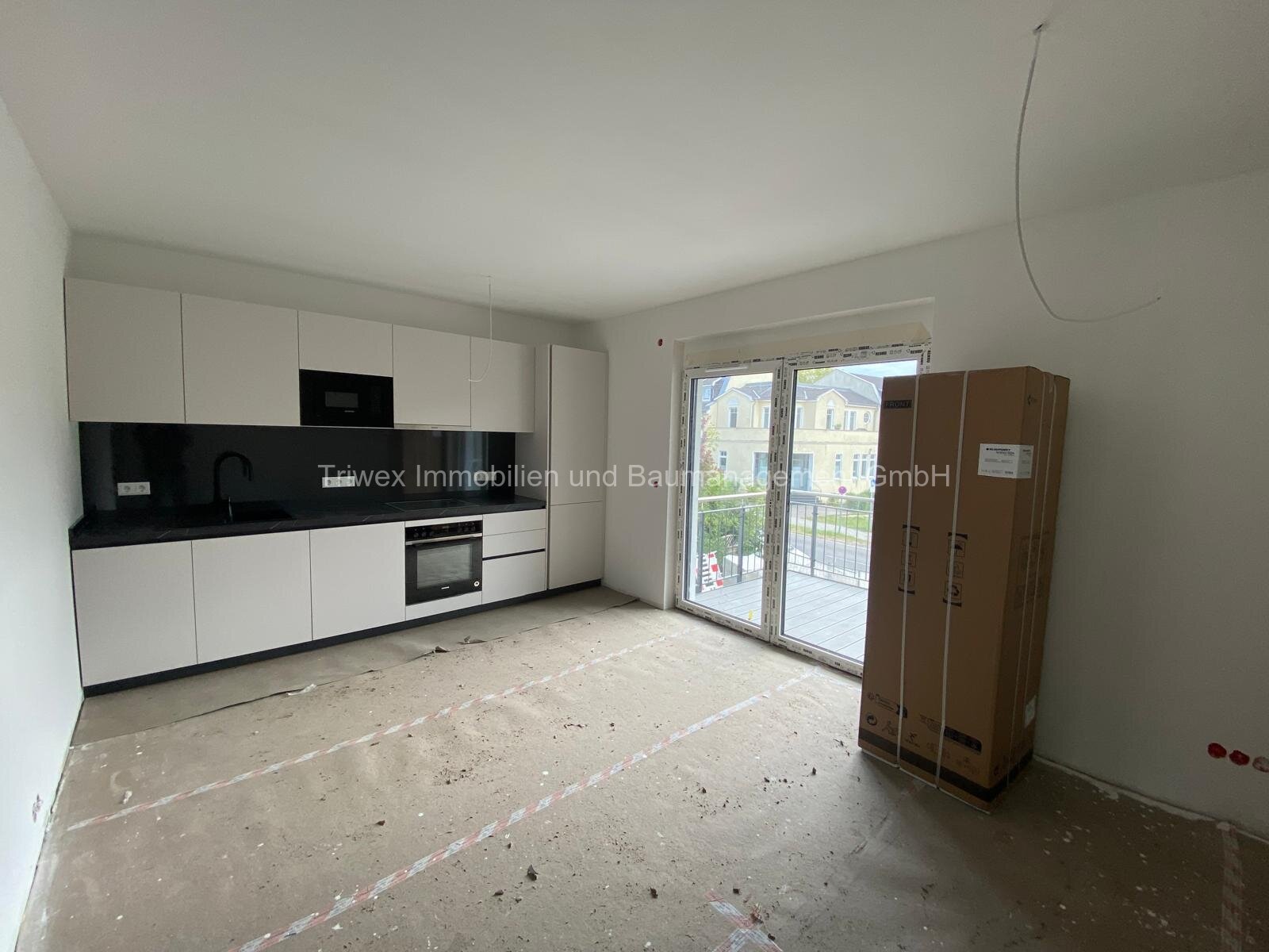Stilvoller Neubau mit unverbaubarem Seeblick und hochwertiger Einbauküche von "Daniel-Küchen"